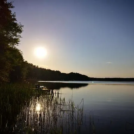 U Malgorzaty Wygodne Mieszkanie Z Balkonem Dla 2 Osob アパート ボルネ・スリノボ